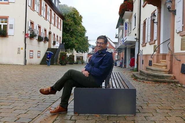 Ortsrundgang durch Müllheim mit Bürgermeisterkandidat Raphael Fechler