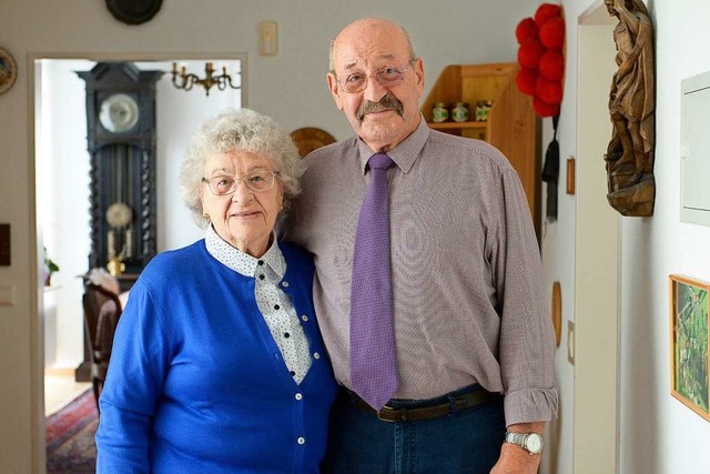 Seit 68 Jahren kennen sie sich, seit 6...Margrit und Harald Kleint verheiratet.  | Foto: Ingo Schneider