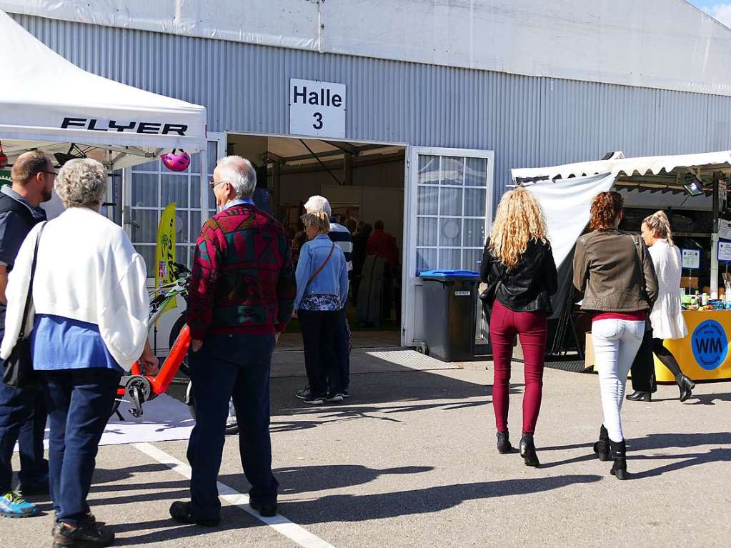 Eindrcke vom Erffnungstag der Dreilandmesse