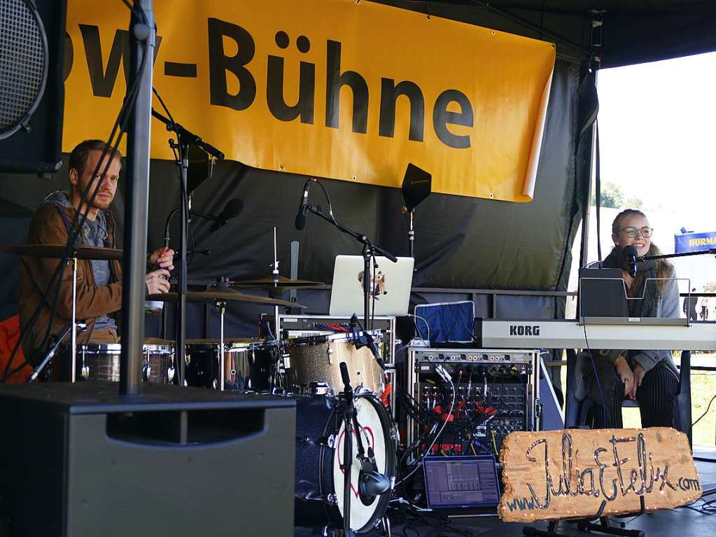 Eindrcke vom Erffnungstag der Dreilandmesse