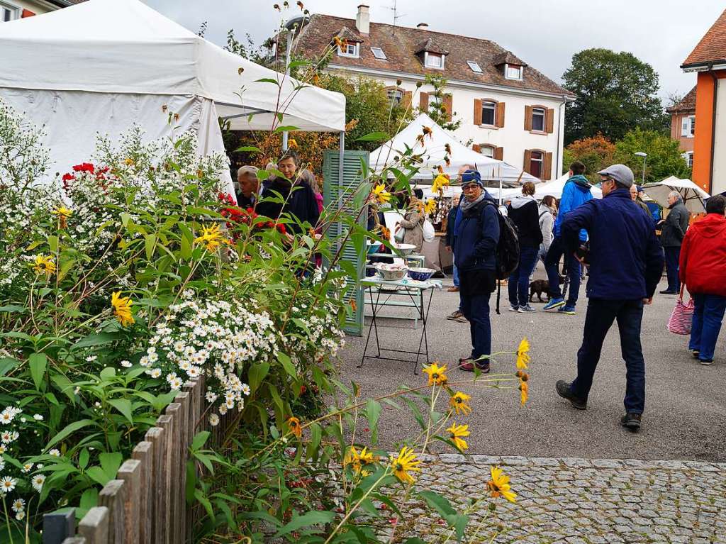 Beim Holzener Kunsthandwerkermarkt