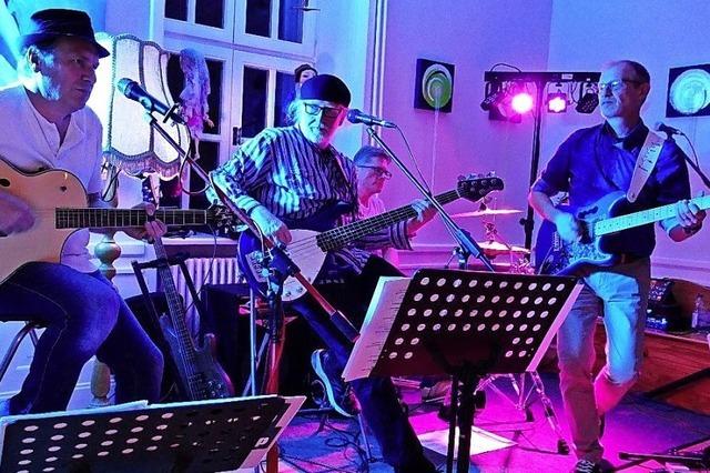 Schopfheimer Band Feinripp gastiert im Dorfstübli in Maulburg