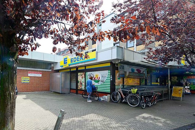 Der Edeka an der Kreuzstrae im Sthlinger schliet im November.  | Foto: Ingo Schneider