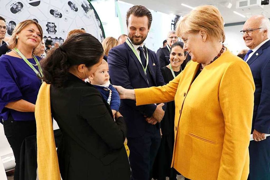 Bundeskanzlerin Angela Merkel hat das Unternehmen von Martin Herrenknecht in Schwanau besucht. (Foto: Christoph Breithaupt) Bundeskanzlerin Angela Merkel hat das Unternehmen von Martin Herrenknecht in Schwanau besucht. (Foto: Christoph Breithaupt)
