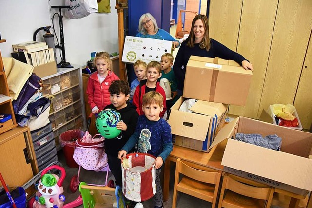 Helfen in Rumnien: Die Kinder des Fr...Lytwyn (links)  und Mutter Sandra Noe.  | Foto: Robert Bergmann