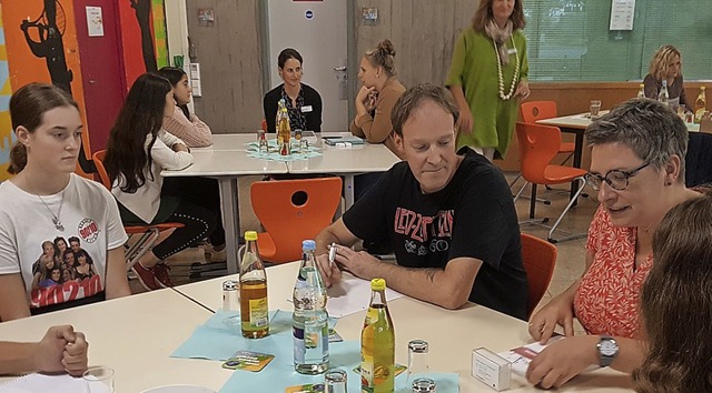 Im Elterncaf der Hellbergschule konnt... mit Praktikern ins Gesprch kommen.    | Foto: Hellbergschule