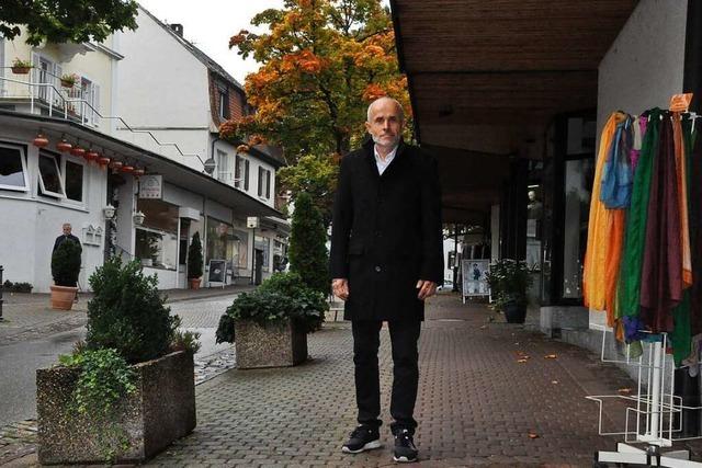 Ortsrundgang durch Badenweiler mit Bürgermeisterkandidat Mario Singer