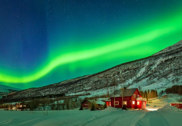 Ein Land mit Naturschauspielen und and...e berhmte norwegische Aurora Borealis  | Foto: Przemek Szatkowski