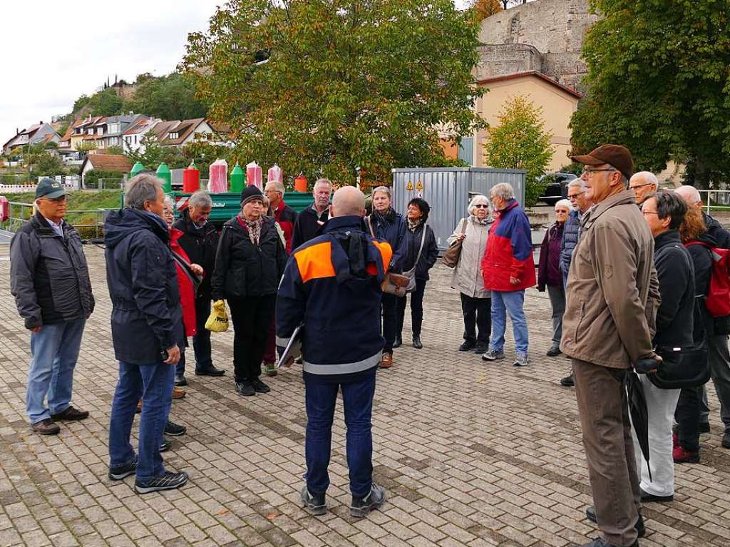 BZ-Card-Inhaber waren ganz nah dran an der Arbeit des Wasserstraen- und Schifffahrtsamtes in Breisach. Zu erleben gab es eine eine Bootsfahrt sowie Fhrungen auf dem Rheindamm, an der Schleuse und auf dem Betriebshof.