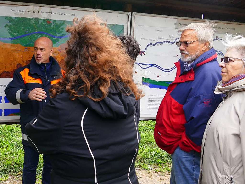 BZ-Card-Inhaber waren ganz nah dran an der Arbeit des Wasserstraen- und Schifffahrtsamtes in Breisach. Zu erleben gab es eine eine Bootsfahrt sowie Fhrungen auf dem Rheindamm, an der Schleuse und auf dem Betriebshof.