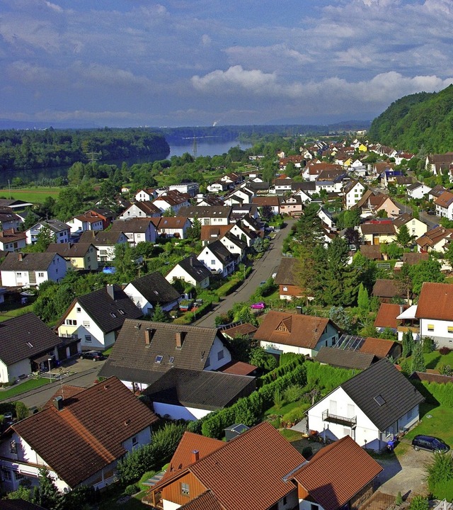 Schwrstadt beteiligt sich  an der neuen Energiedienst Kommunal GmbH.  | Foto: Rolf Reimann