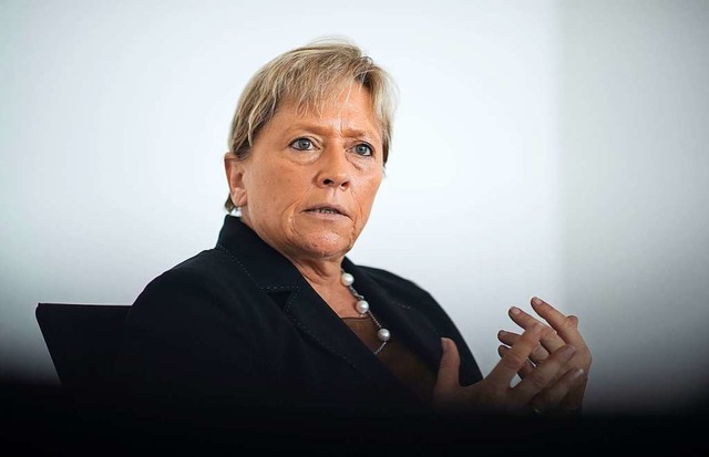 Susanne Eisenmann kritisiert die Vergabe der Batteriezellen-Fabrik.   | Foto: Marijan Murat (dpa)