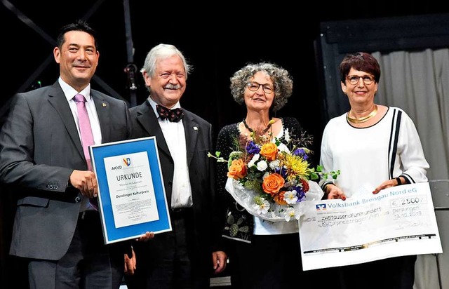 Die neunte Denzlinger Kulturpreistrge... Stifterin Regula Schlly (von links).  | Foto: Markus Zimmermann