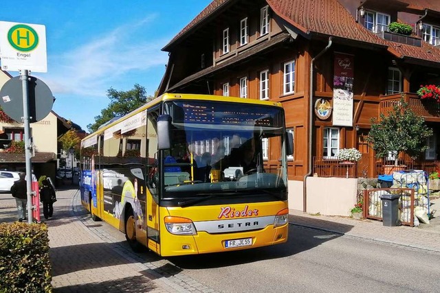 Der Busverkehr soll knftig alle halbe Stunde bis St. Peter ausgeweitet werden.  | Foto: Christian Ringwald