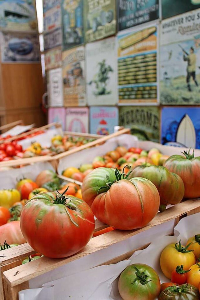 Viele unterschiedliche Sorten Tomaten gibt&#8217;s bei Billys&#8217;s Farm.  | Foto: Annika Sindlinger