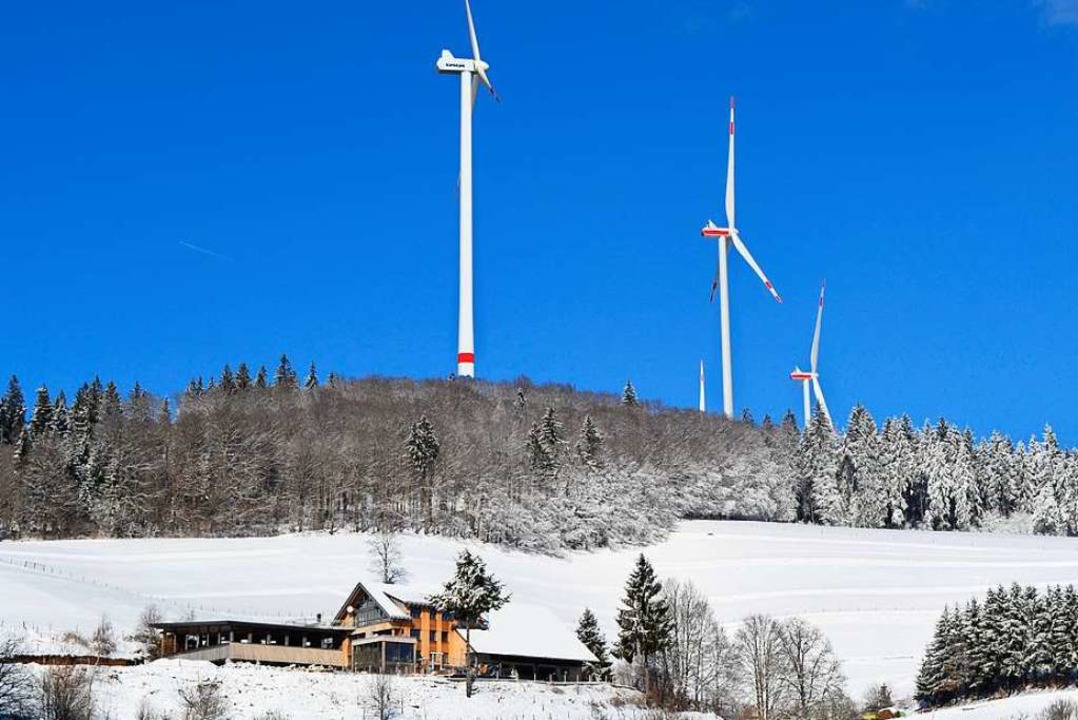 Umstritten wie der  Bau des vierten Wi...Brk,  darber  das geplante Windrad).  | Foto: EnbW