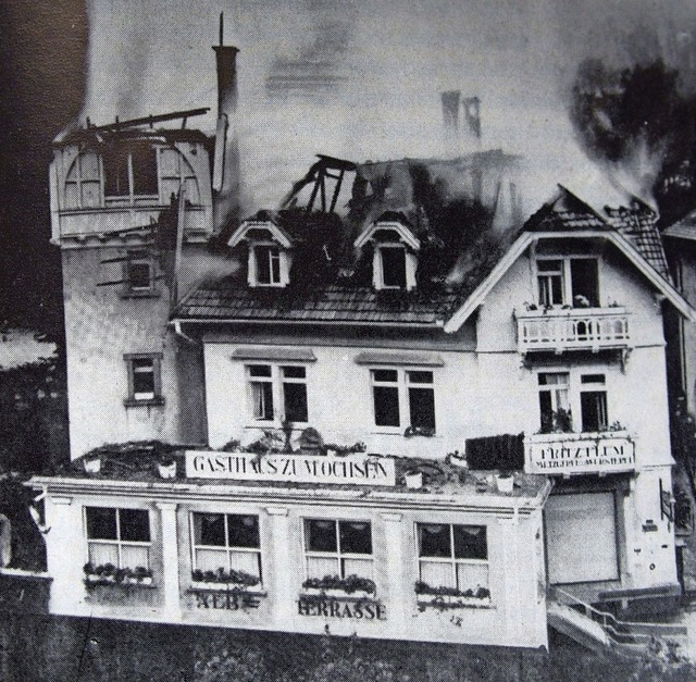 Brandkatastrophe am 24. Oktober 1929 im Gasthaus  Ochsen (heute Domhotel).   | Foto: Repro: Thomas Mutter