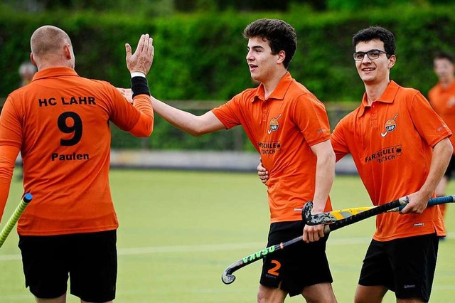 Freude bei Torsten Paulen, Benedikt und Jakob Muler.  | Foto: Pressebro Schaller