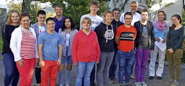 Die neuen Kursteilnehmer an der Akadem...Martin Kotterer (Vierter von rechts).   | Foto: Gerhard Lck
