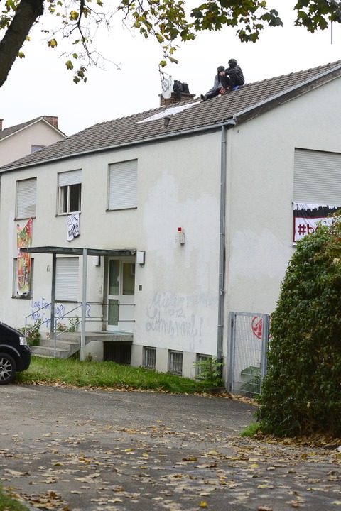 Das Haus an der Fehrenbachallee 52 ist ein ehemaliges Polizeigebude.  | Foto: Ingo Schneider
