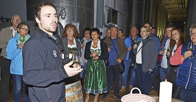 Zweiter Kellermeister Christoph Hennin...bstfests in der Winzergenossenschaft.   | Foto: Roland Vitt