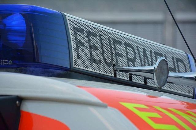Die Feuerwehrabteilungen Buchholz und Waldkirch löschten schnell und verhinderten Schaden – drei Personen unverletzt gerettet