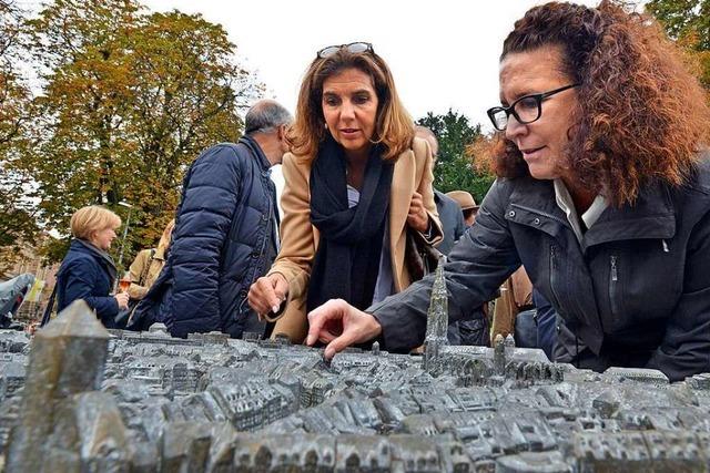 Bronzemodell zeigt Freiburgs Innenstadt aus der Vogelperspektive