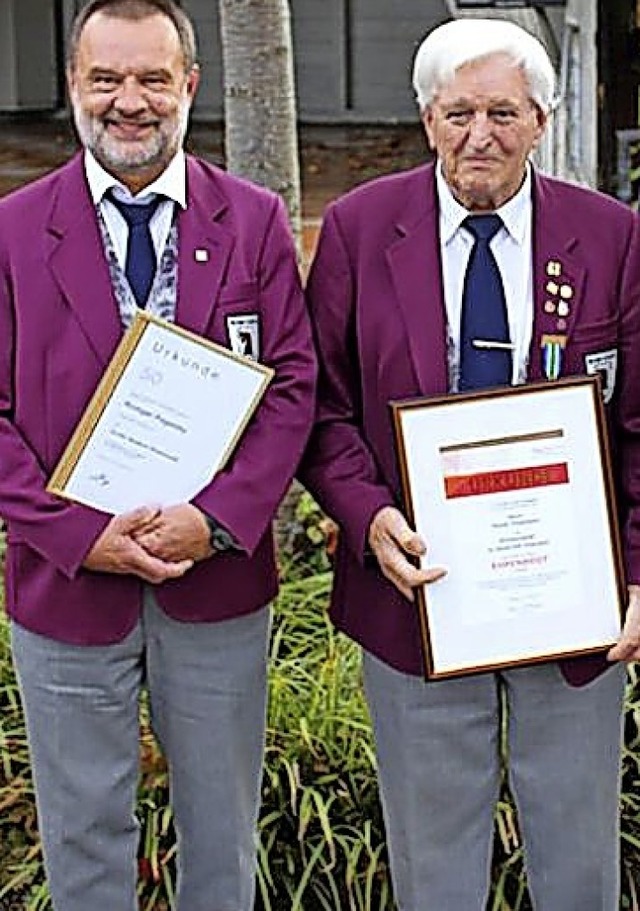 Zusammen bringen sie 120 Jahre Musiker...s): Rdiger Pogalzky und Horst Thomann  | Foto: Musikverein flingen