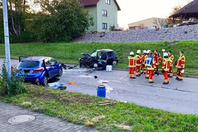 Drei Verletzte bei schwerem Unfall auf der Sckinger Jurastrae