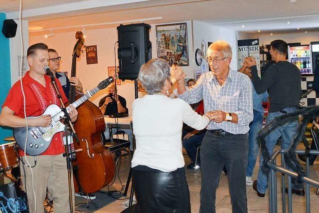 Fotos: Kneipennacht in Rheinfelden lockt mit Live-Musik zum Tanzen