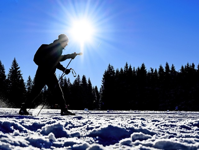 Noch bis zum Mrz konnten sich die Lan...engend Schnee auf den Loipen freuen.   | Foto: Swen Pfrtner