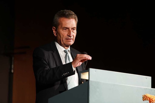 Festredner zum Abschied: EU-Kommissar Gnther Oettinger.  | Foto: Christoph Breithaupt