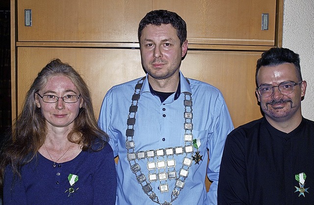 Die neuen Regenten der Schtzengesells...in 25 Jahre; rechts OSM Hubert Knauber  | Foto: Paul Schleer