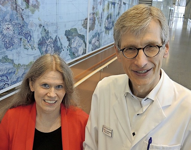 Claudia Friesen und Thomas Seufferlein...rkung von Methadon bei Krebspatienten.  | Foto: Thomas Burmeister (dpa)