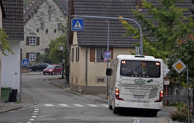 Der Bus hlt in Laufen &#8211; bald k...Anbindung an Sulzburg verschlechtern.   | Foto: Volker Mnch