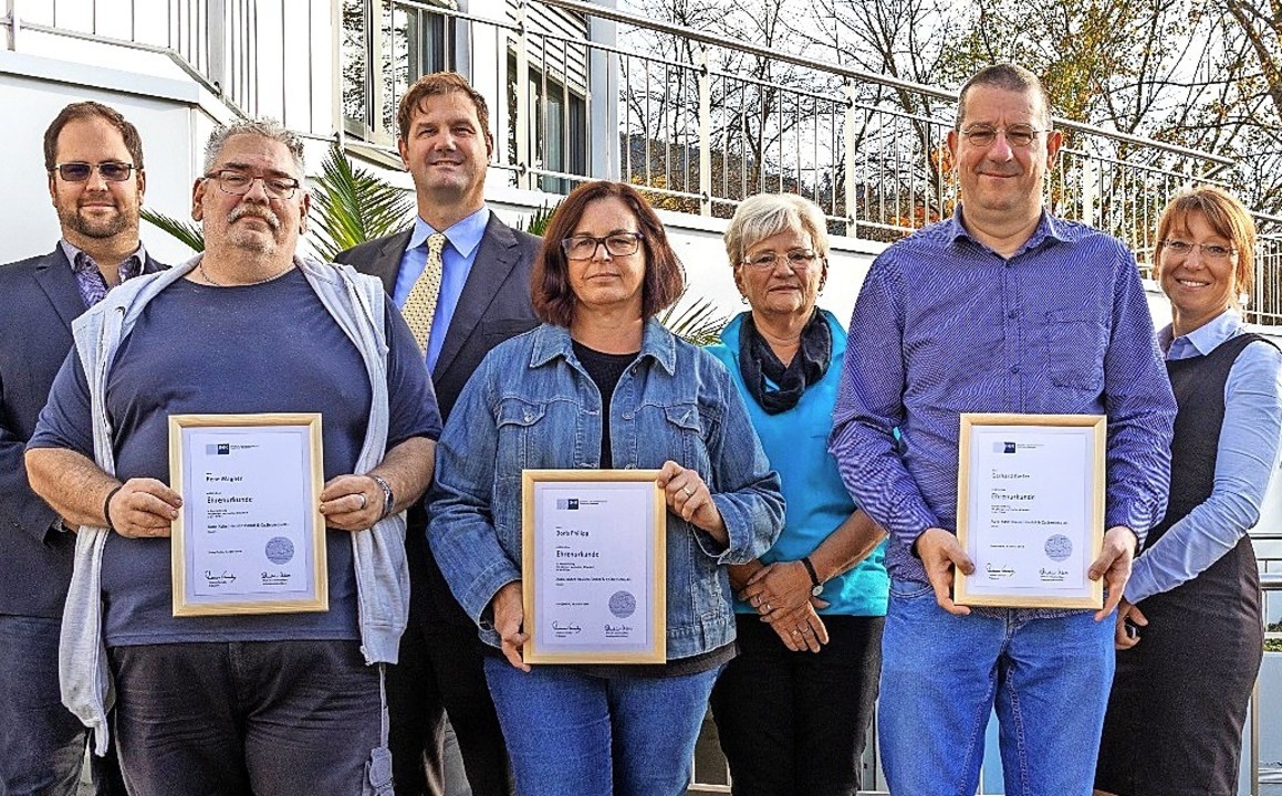Treue Mitarbeiter bei Auto-Kabel geehrt - Hausen im Wiesental - Badische  Zeitung