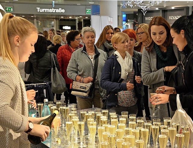 Ein Glas Prosecco zur Einstimmung  | Foto: Barbara Ruda