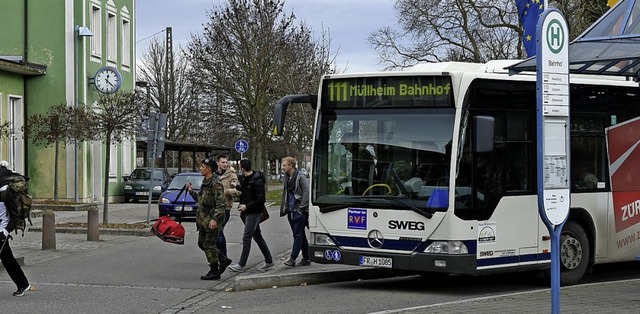 Der Busfahrplan soll besser mit Zug-Abfahrtszeiten abgestimmt werden.   | Foto: Volker Mnch
