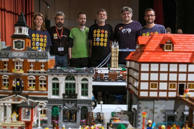 Die Lego-Bauer: Katharina Trefzer; Wol...fzer; Thomas Dickertmann; Ingo Rslen.  | Foto: Ansgar Taschinski