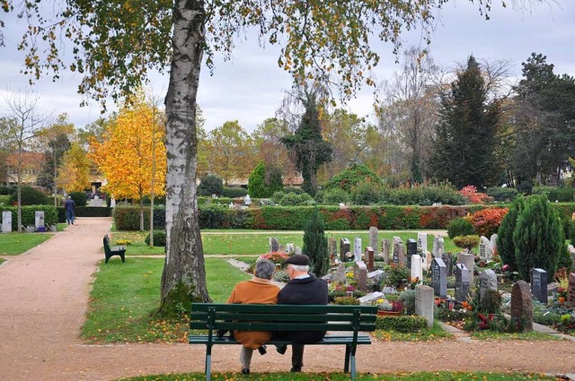 Der Friedhof als Ort fr Trauer, Ruhe,...iesen vielfltigen Vorstellungen nahe.  | Foto: Jutta Schtz