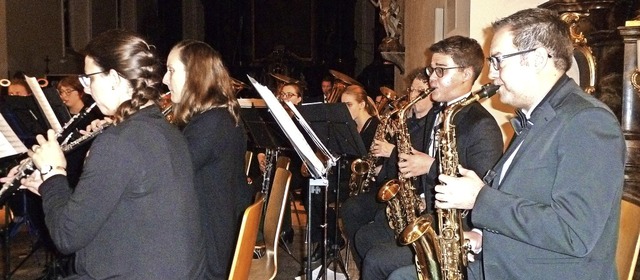 Mit 1200 Takten Musik in der Kirche glnzte die Stadtmusik Lffingen.   | Foto: Heidrun Simoneit