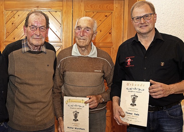 Der Schnupfverein Faulenfrst ehrte  i... Vorsitzender Thomas Isele (40 Jahre).  | Foto: Wolfgang Scheu