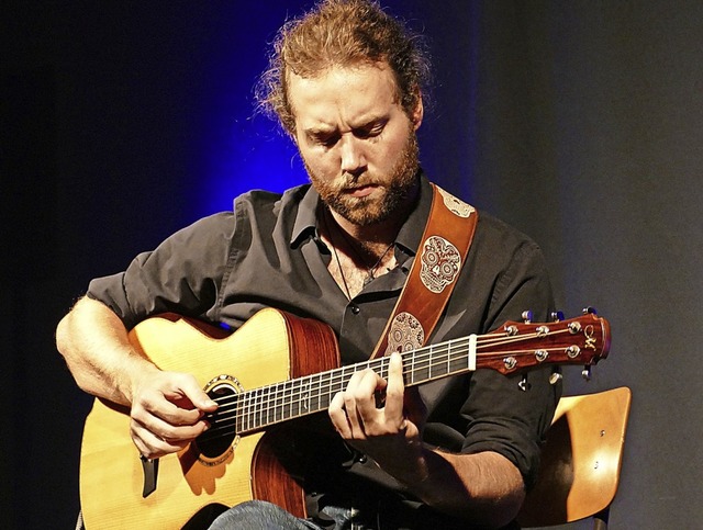 Begeisterte mit seinem Gitarrenspiel: Zarek Silberschmidt  | Foto: Martina David-Wenk