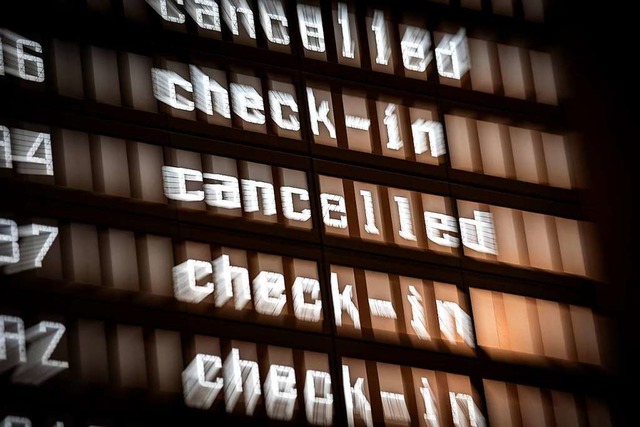 Cancelled &#8211; die neun Buchstaben verheien fr Reisende nichts Gutes.  | Foto: Sina Schuldt (dpa)