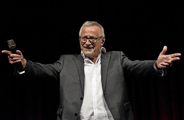 Konstantin Wecker singt das Hohe Lied ...ieder gegen Dumm- und Ungerechtigkeit.  | Foto: Markus Zimmermann