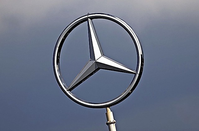 Der Daimler-Stern glnzt nicht.  | Foto: Federico Gambarini (dpa)