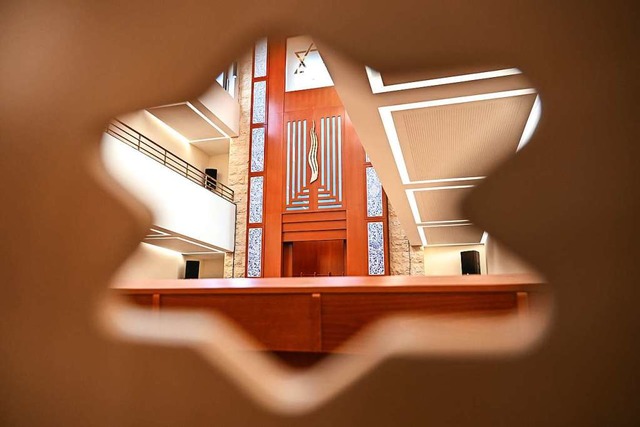 Die neue Synagoge der Synagogengemeins...stanz ist kurz vor der Fertigstellung.  | Foto: Felix Kstle (dpa)