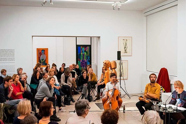 Lesung mit Barbara Zeman (rechts) im Freiburger Museum fr Neue Kunst  | Foto: Marc Doradzillo