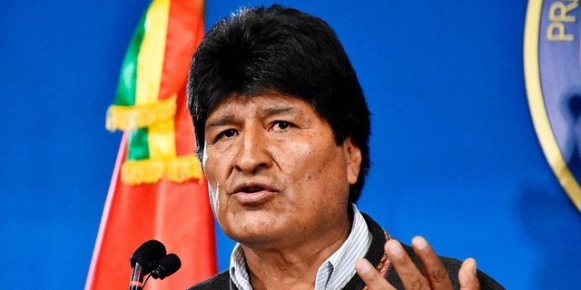 Nach wochenlangen Protesten gegen ihn ... Evo Morales seinen Rcktritt erklrt.  | Foto: Freddy Zarco (dpa)