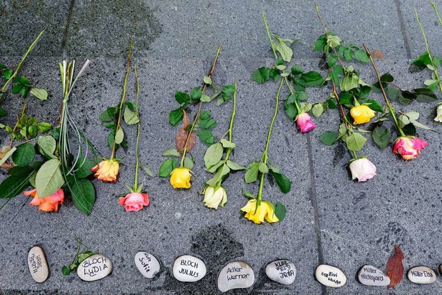 Gedenkfeier zum 79. Jahrestag der Depo...Platz der Alten Synagoge (Symbolbild).  | Foto: Ingo Schneider